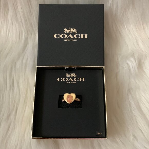 COACH Rose Quartz Heart Crystal Ring in Gold RING SIZE 7 - Picture 1 of 4